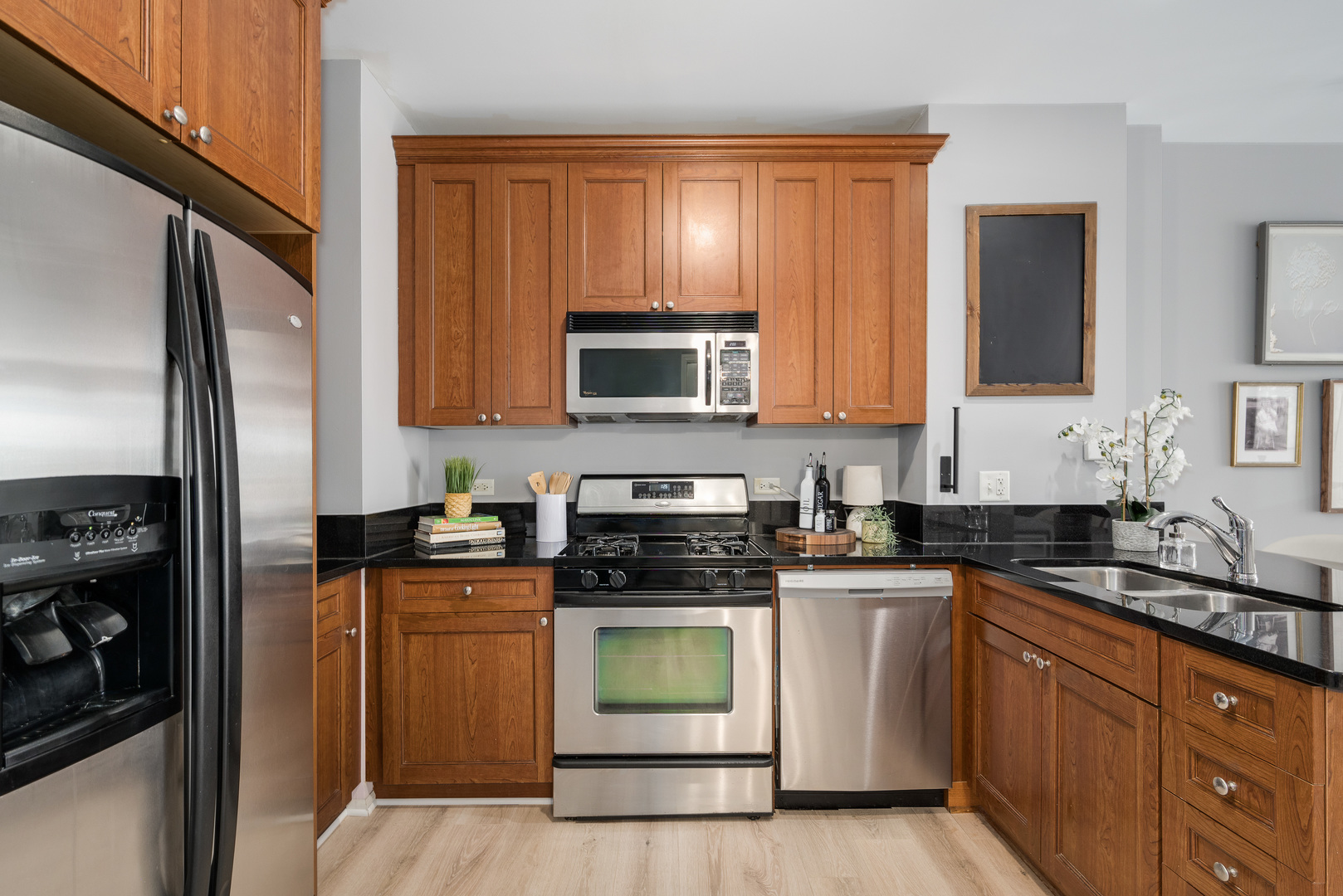 520 N Halsted Street Unit: 507