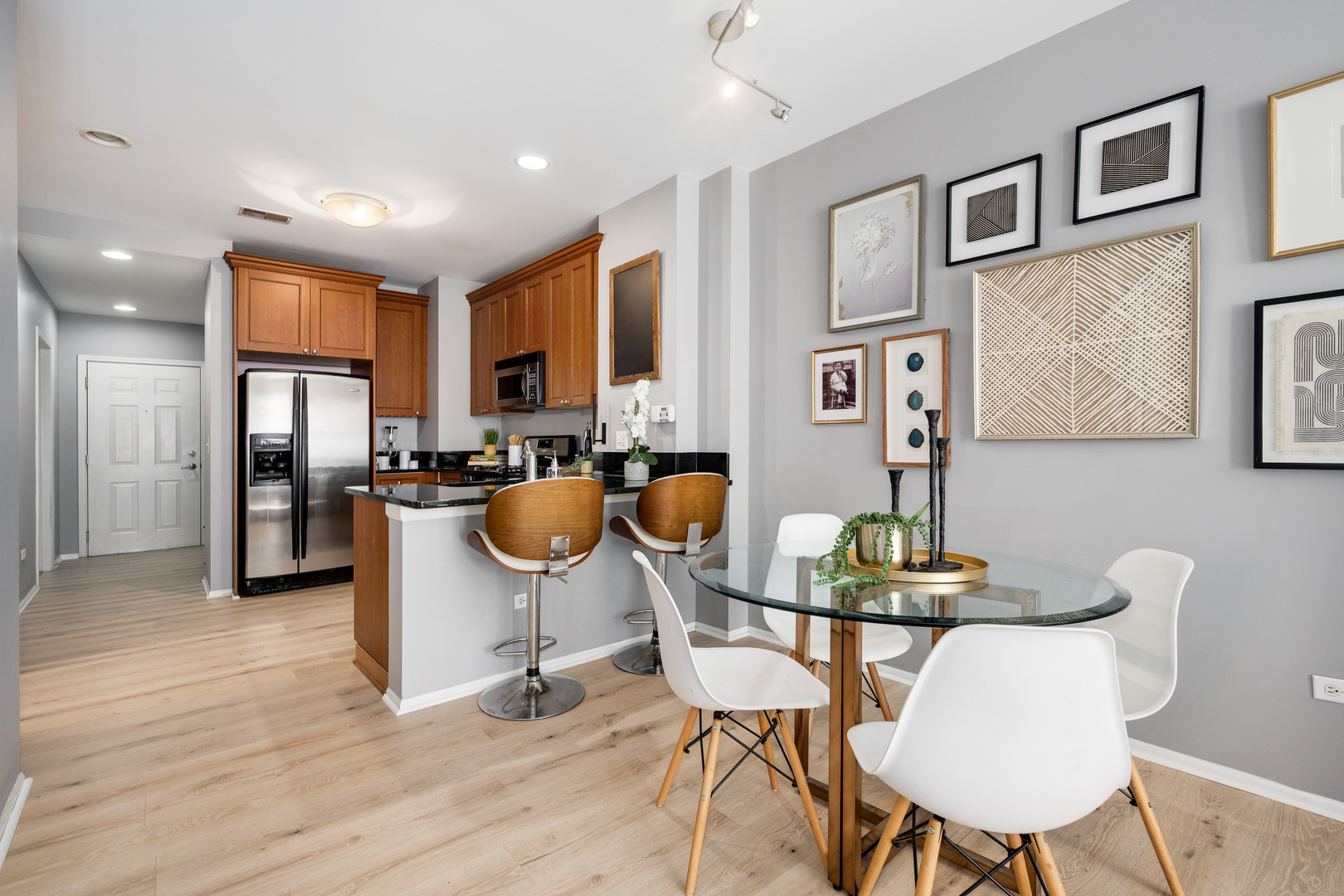 520 N Halsted Street Unit: 507