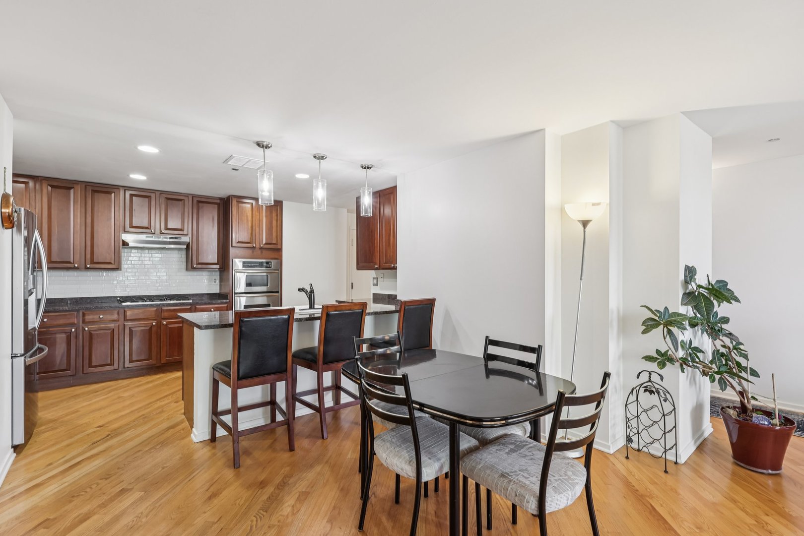 910 S Michigan Avenue Unit: 1805