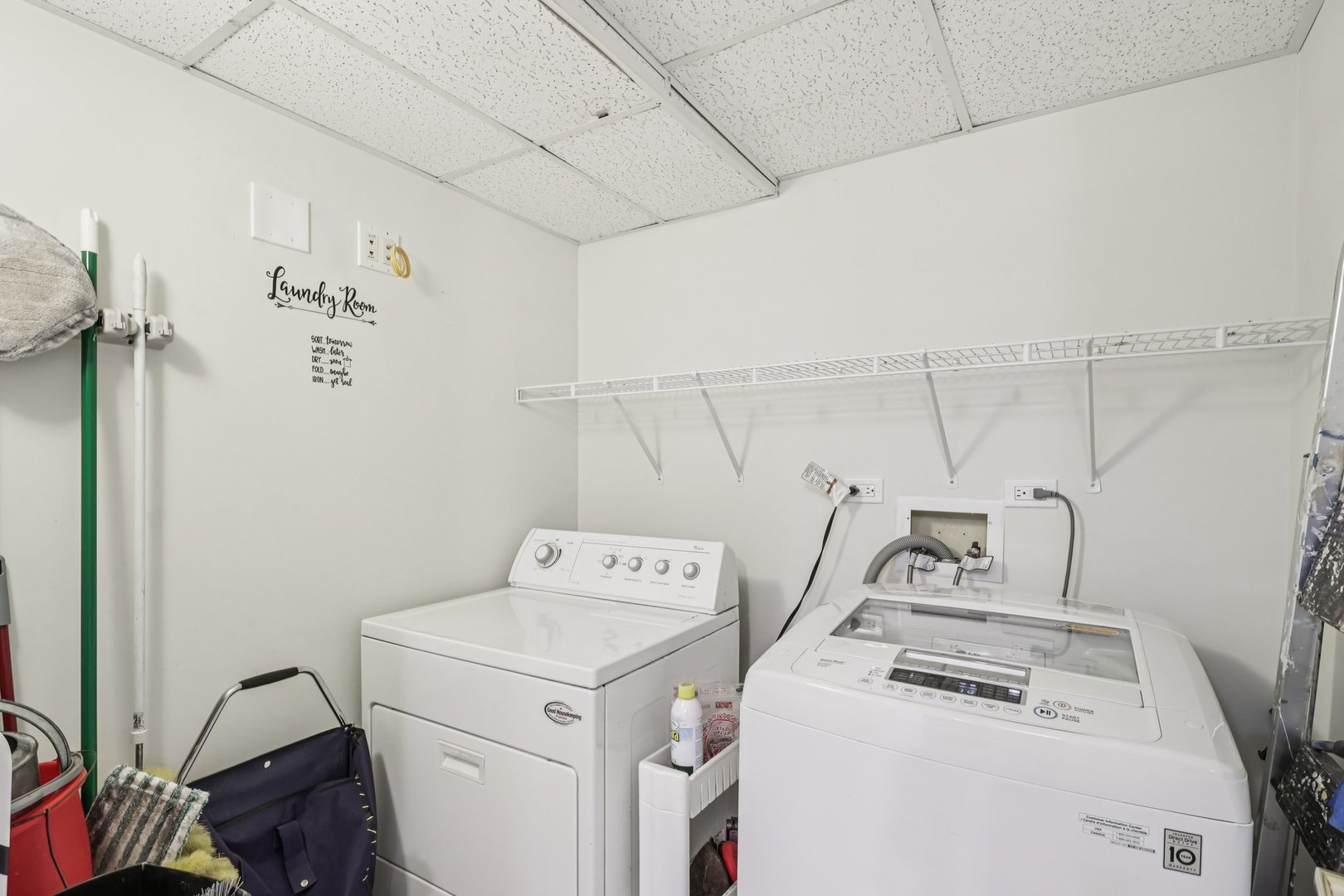 910 S Michigan Avenue Unit: 1805