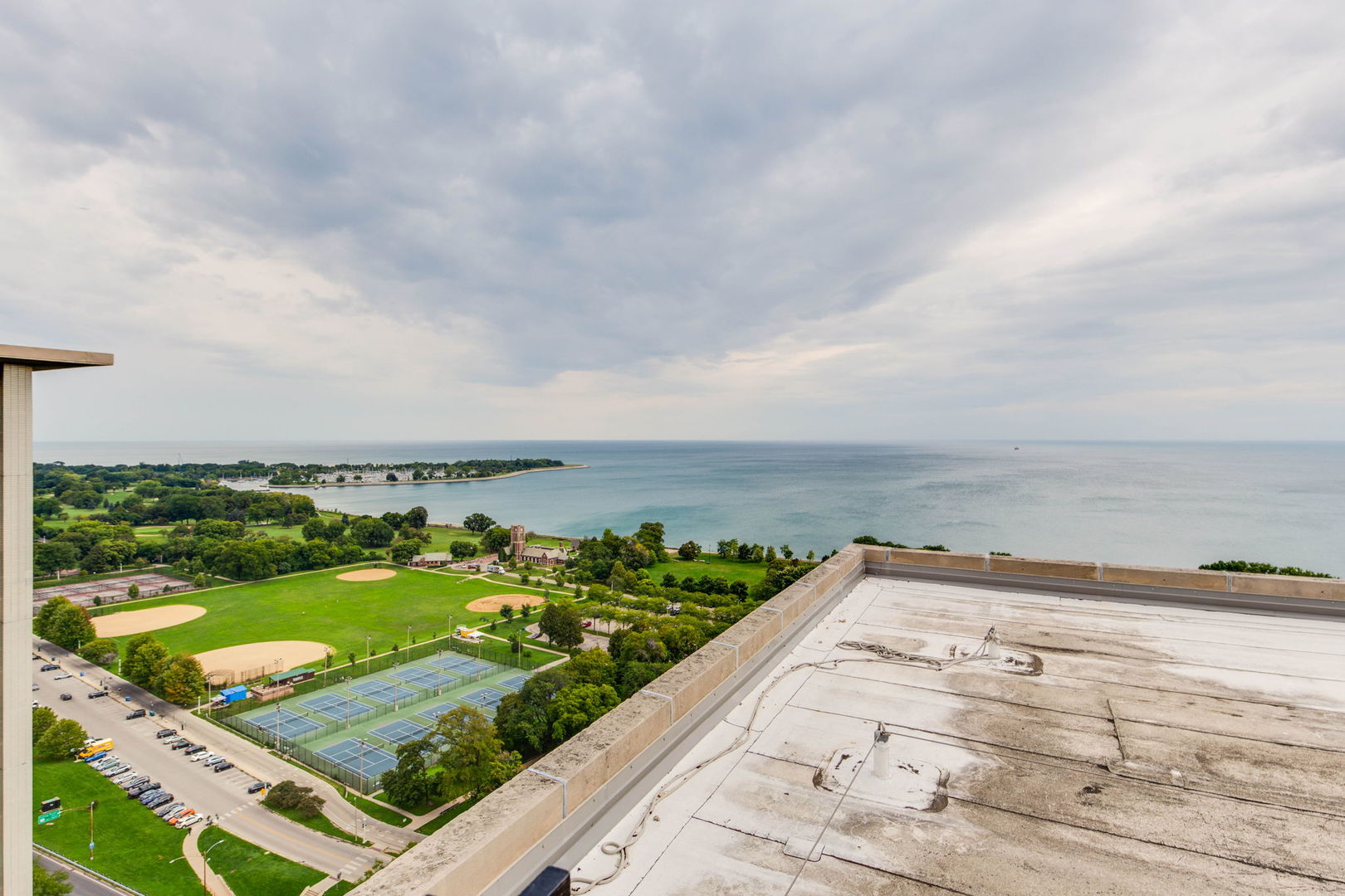 3550 N Lake Shore Drive Unit: 622