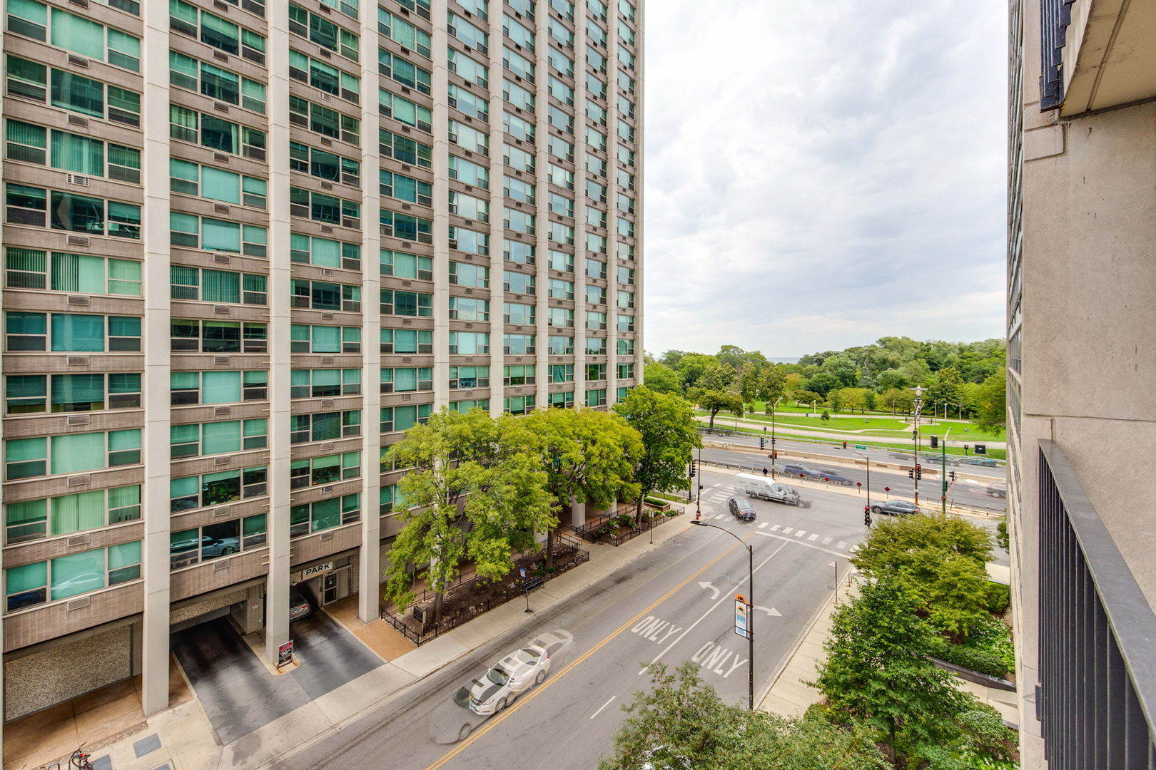 3550 N Lake Shore Drive Unit: 622