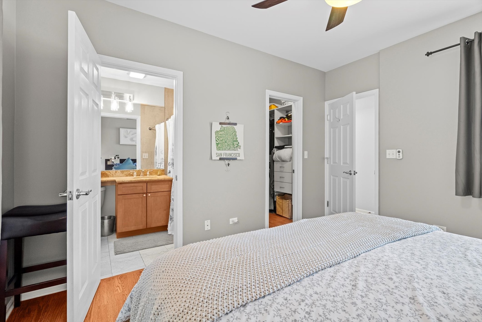 1955 W MELROSE Street Unit: 2