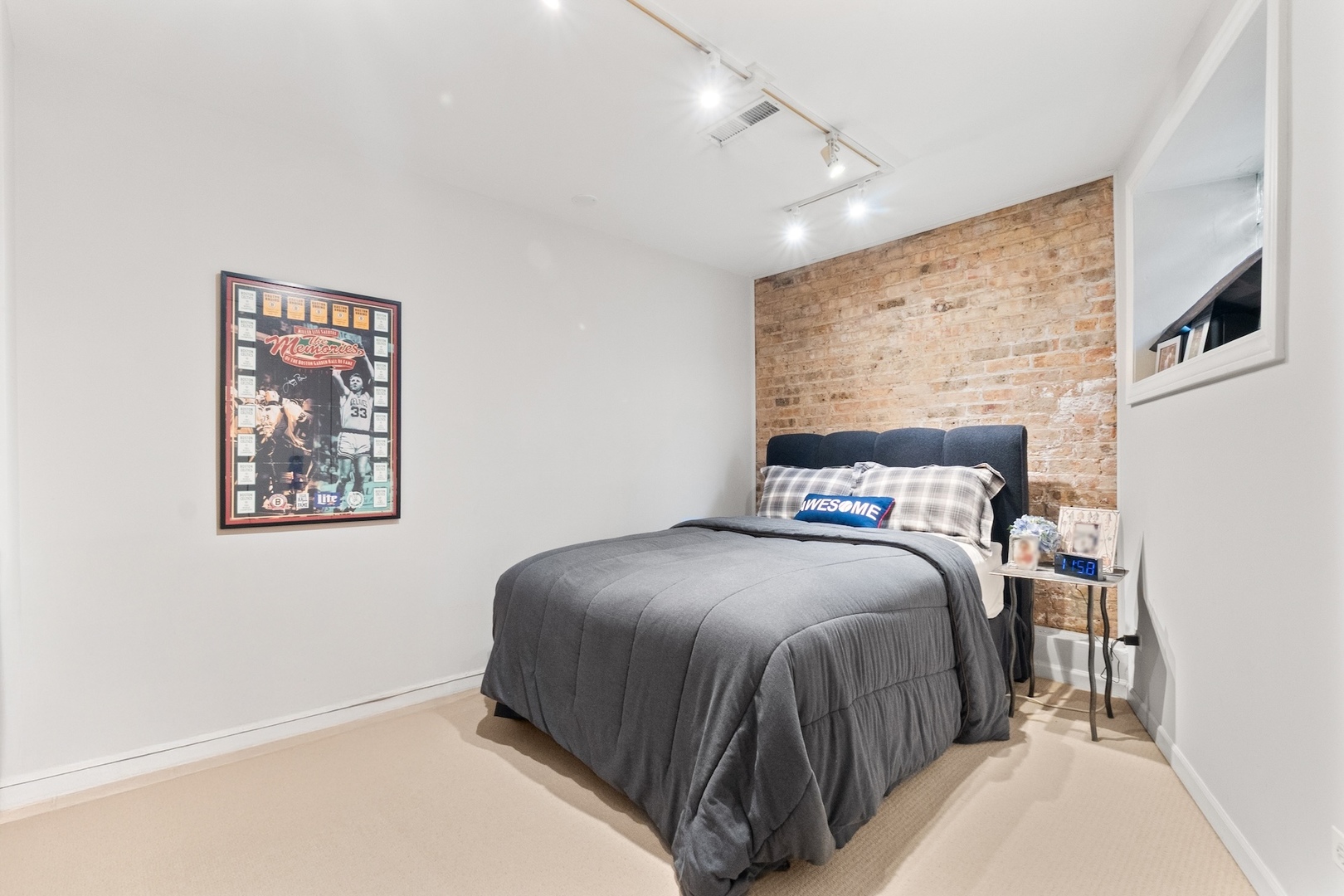 1329 N Dearborn Street Unit: 1