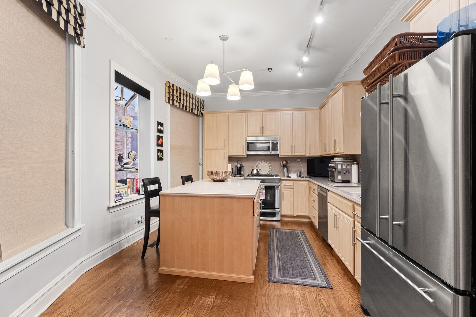 1329 N Dearborn Street Unit: 1