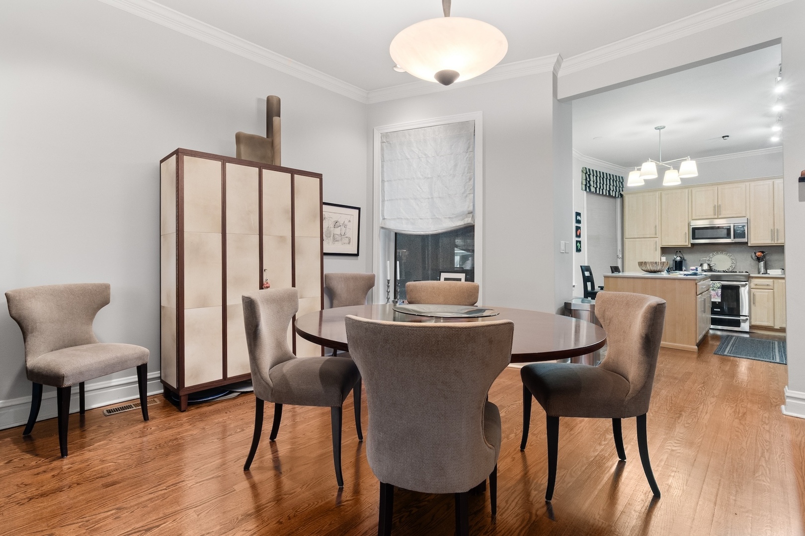 1329 N Dearborn Street Unit: 1