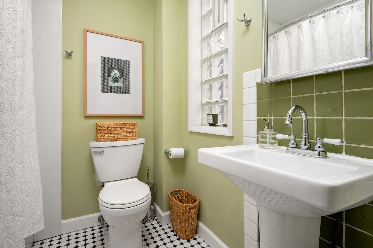 730 W Aldine Avenue Unit: 3W