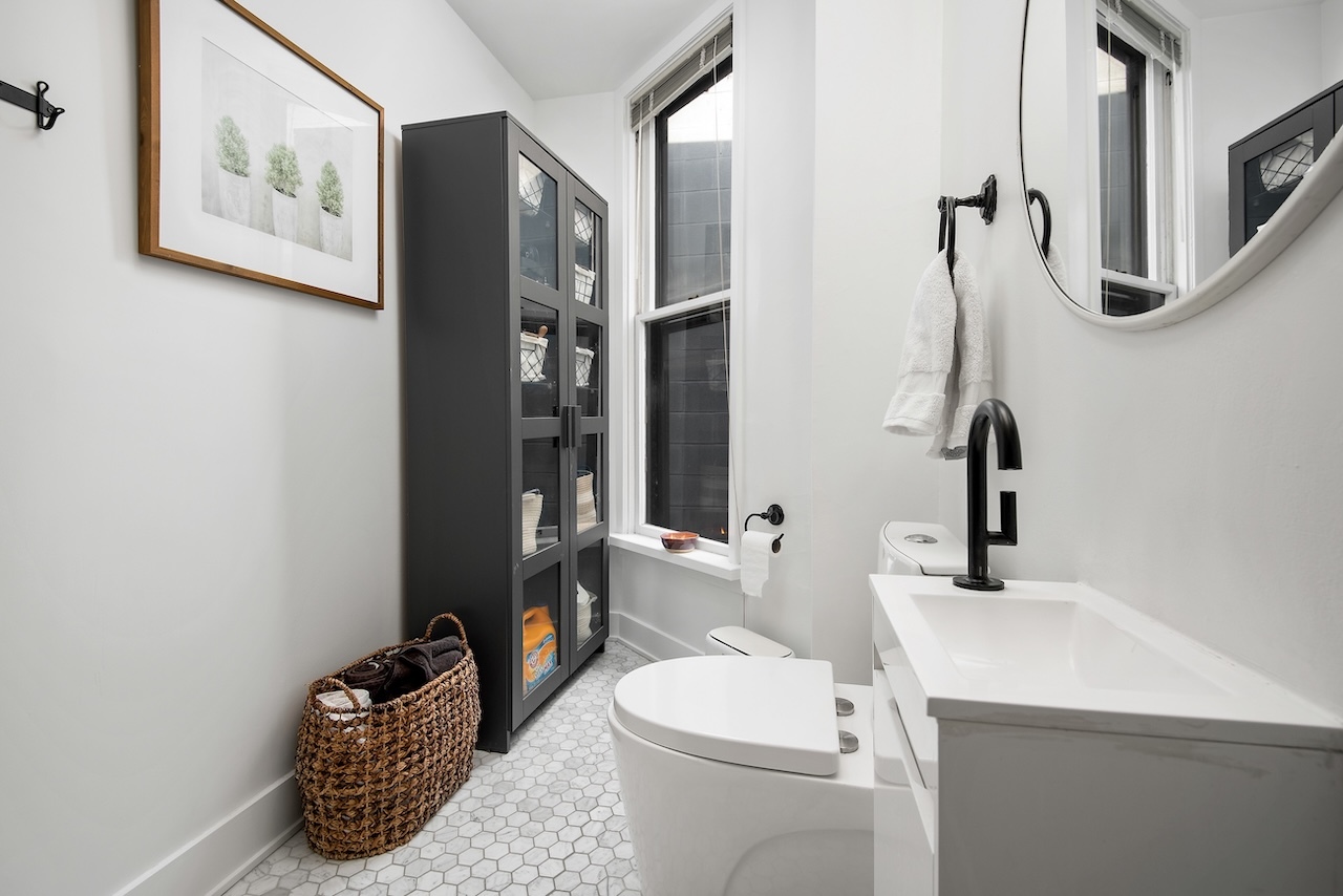 730 W Aldine Avenue Unit: 3W