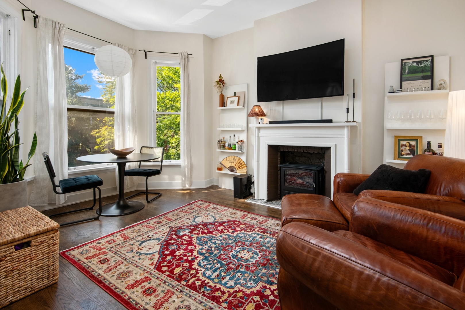 730 W Aldine Avenue Unit: 3W