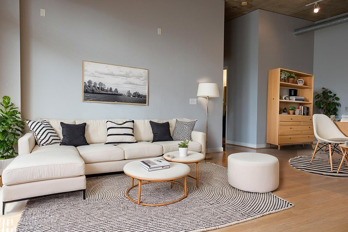111 S Morgan Street Unit: 824