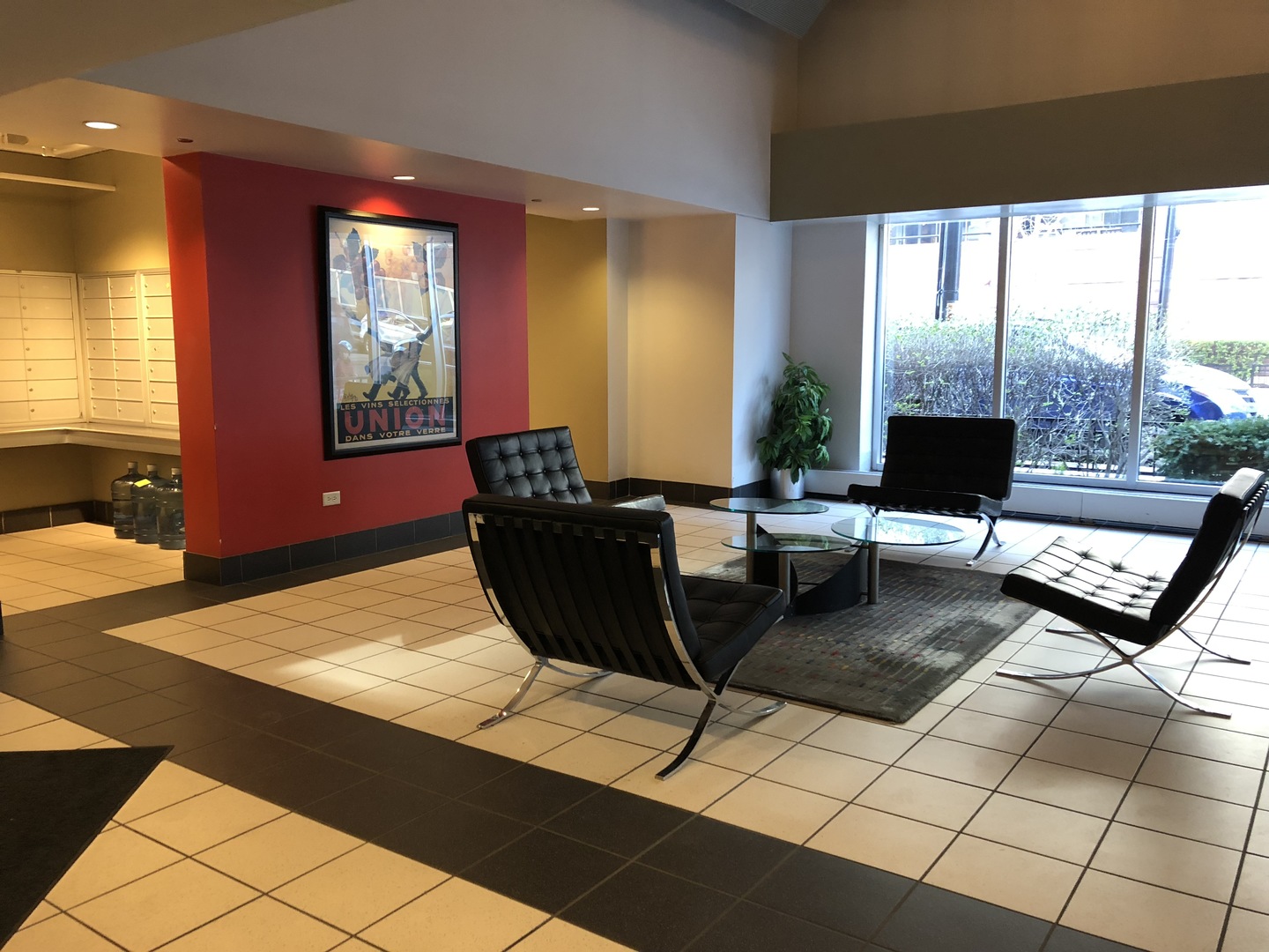 111 S Morgan Street Unit: 824