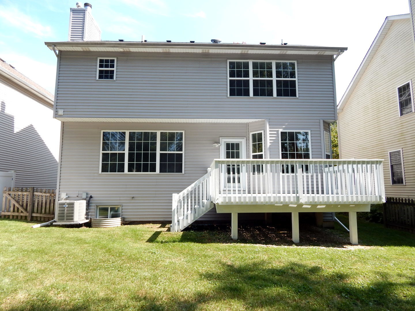 3S560 Melcher Avenue