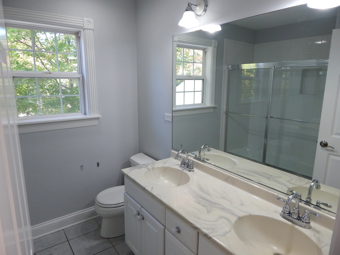 3S560 Melcher Avenue