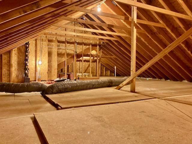 3S560 Melcher Avenue