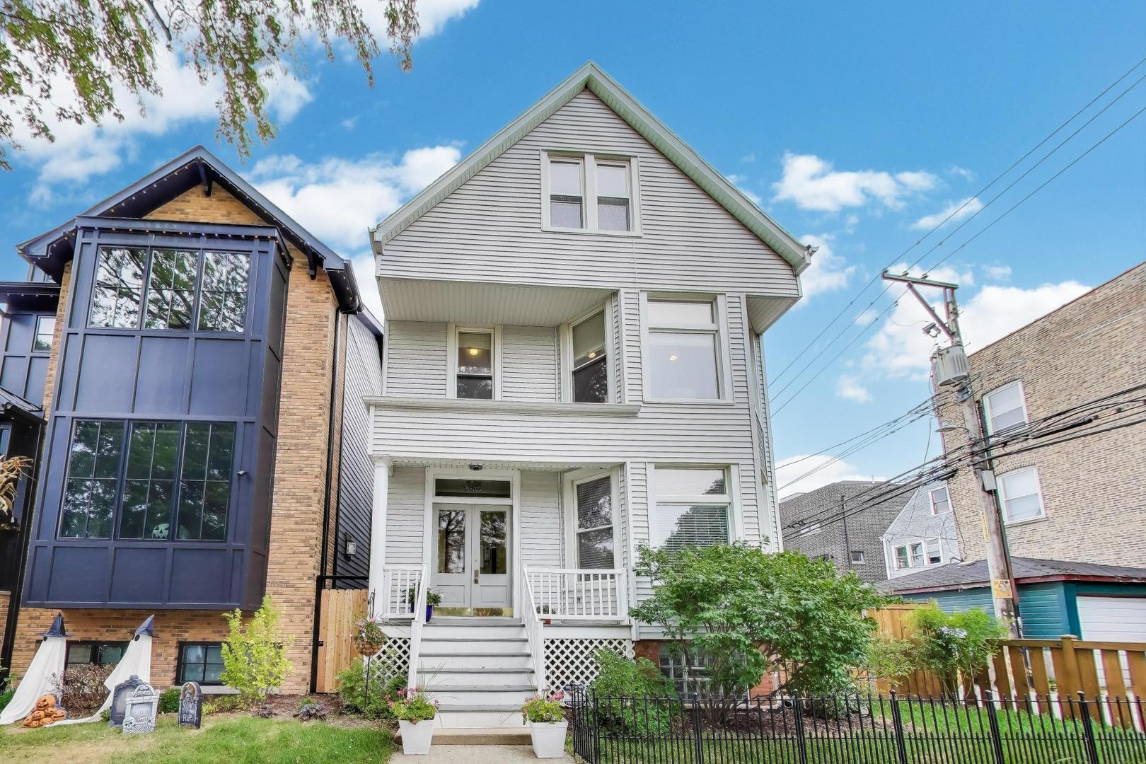 3615 N Hoyne Avenue Unit: 2F