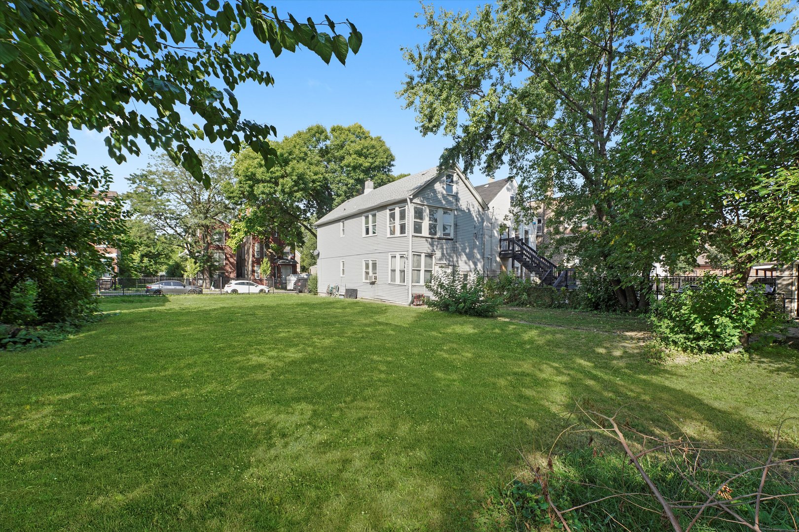 1513 S Komensky Avenue