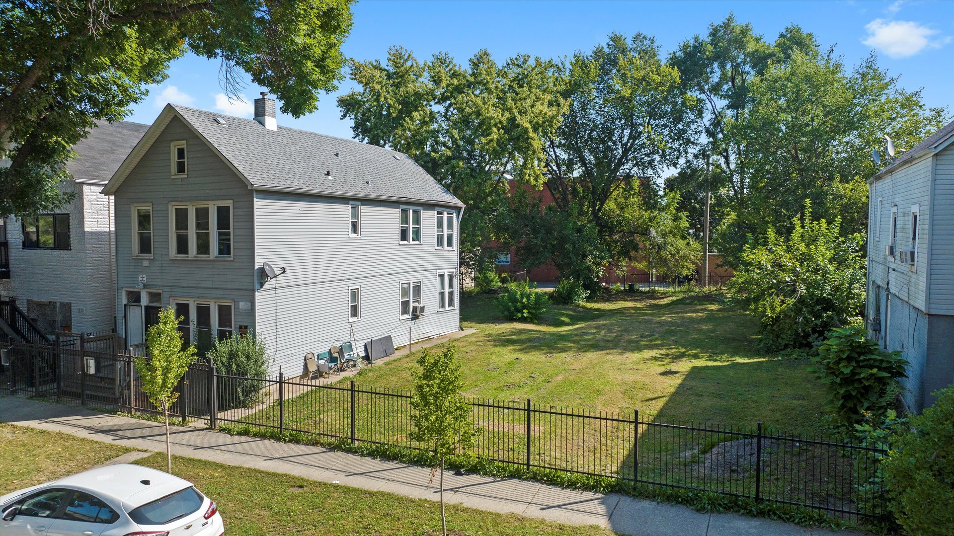 1513 S Komensky Avenue
