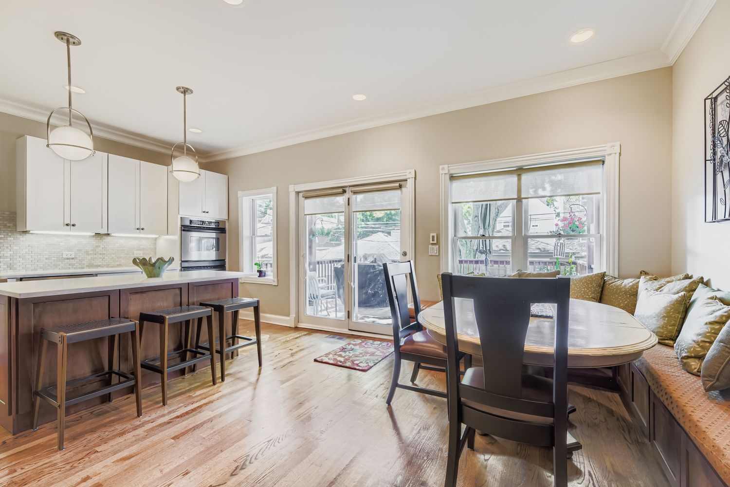 4830 N Seeley Avenue