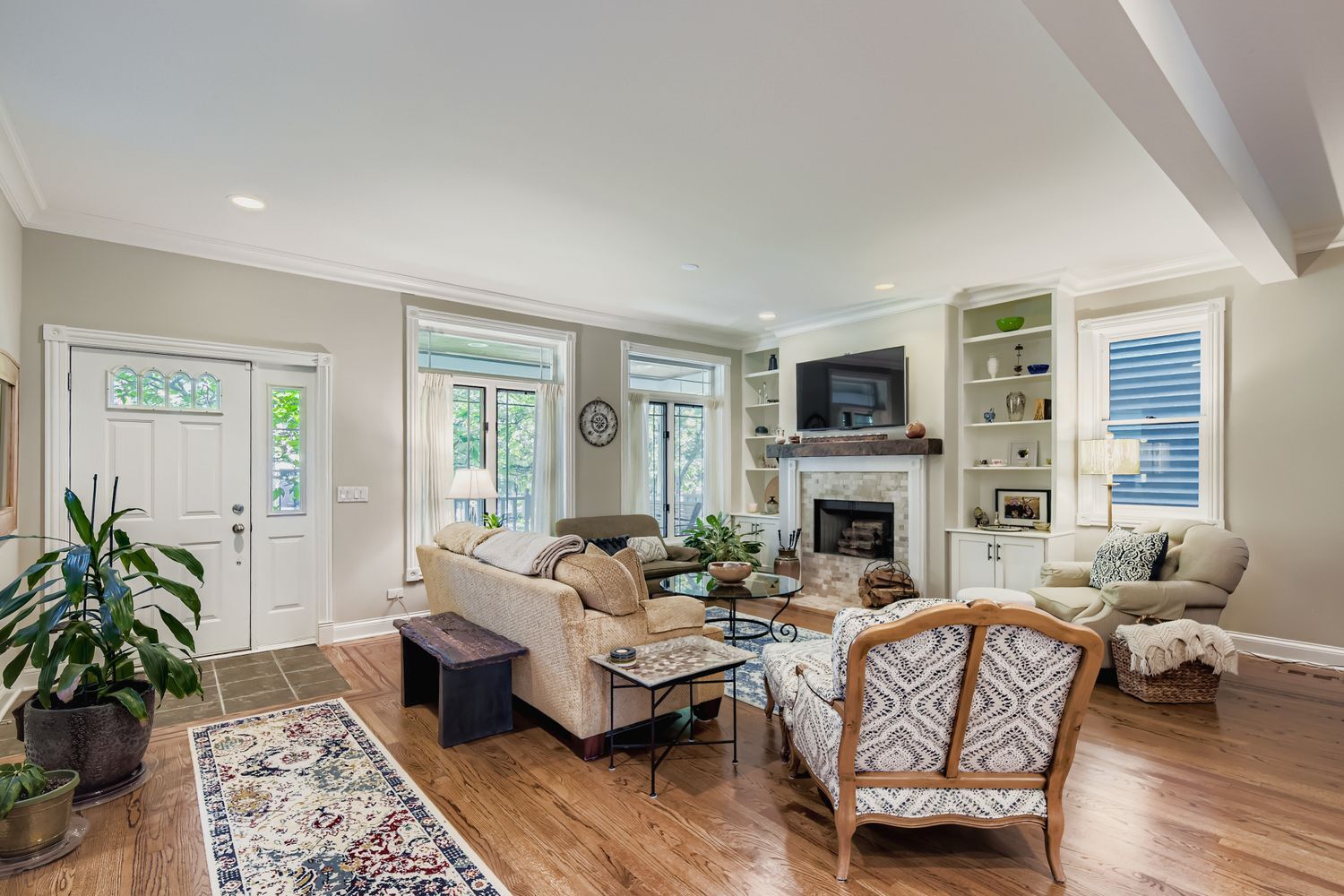 4830 N Seeley Avenue