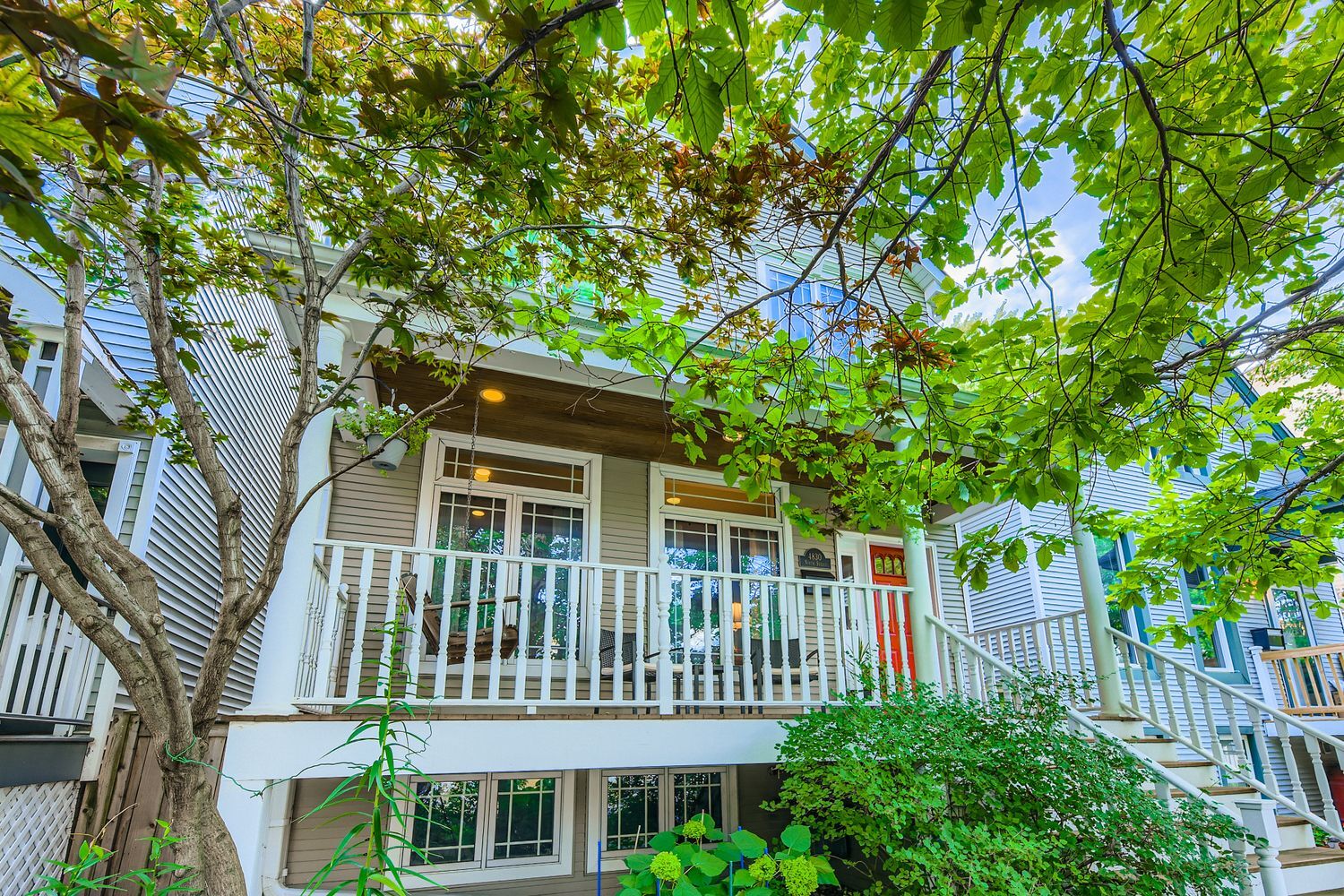 4830 N Seeley Avenue