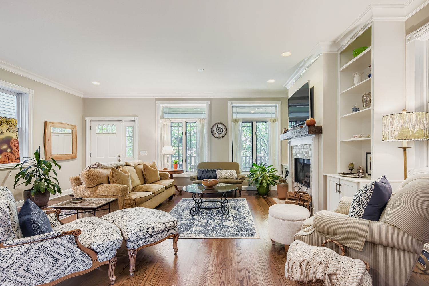 4830 N Seeley Avenue