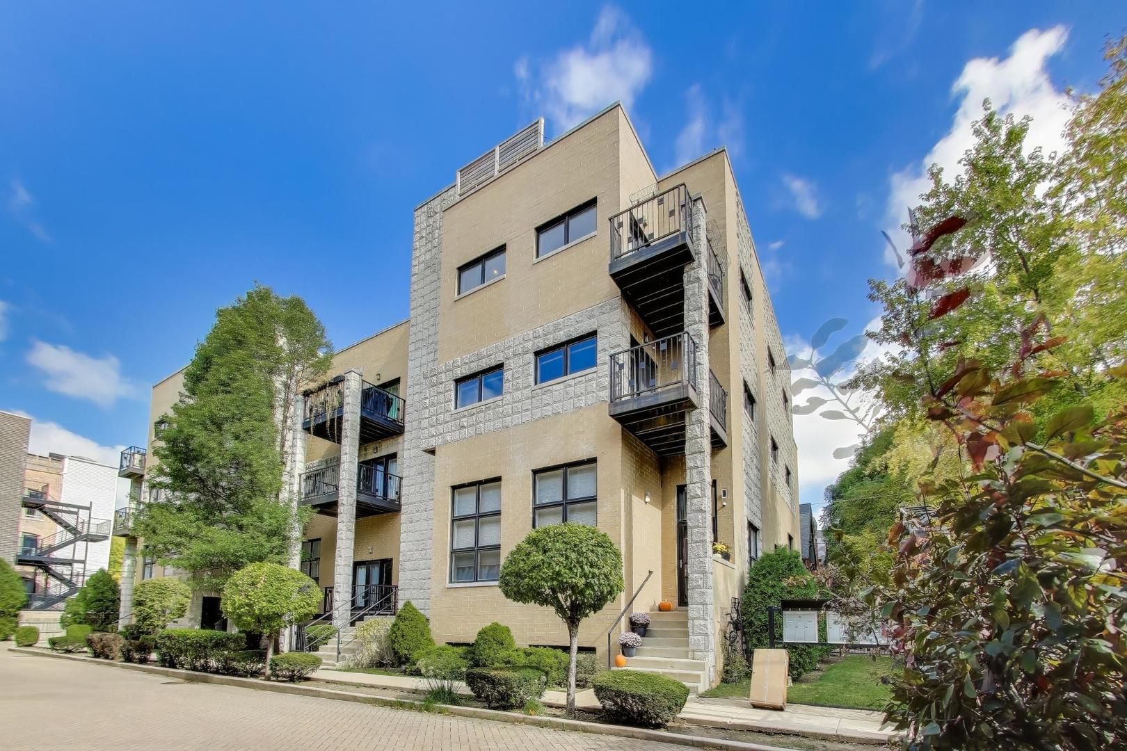 2144 W Schiller Street Unit: I