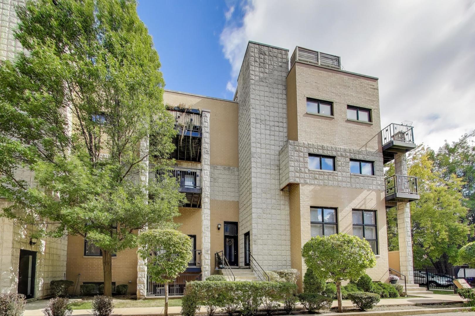 2144 W Schiller Street Unit: I