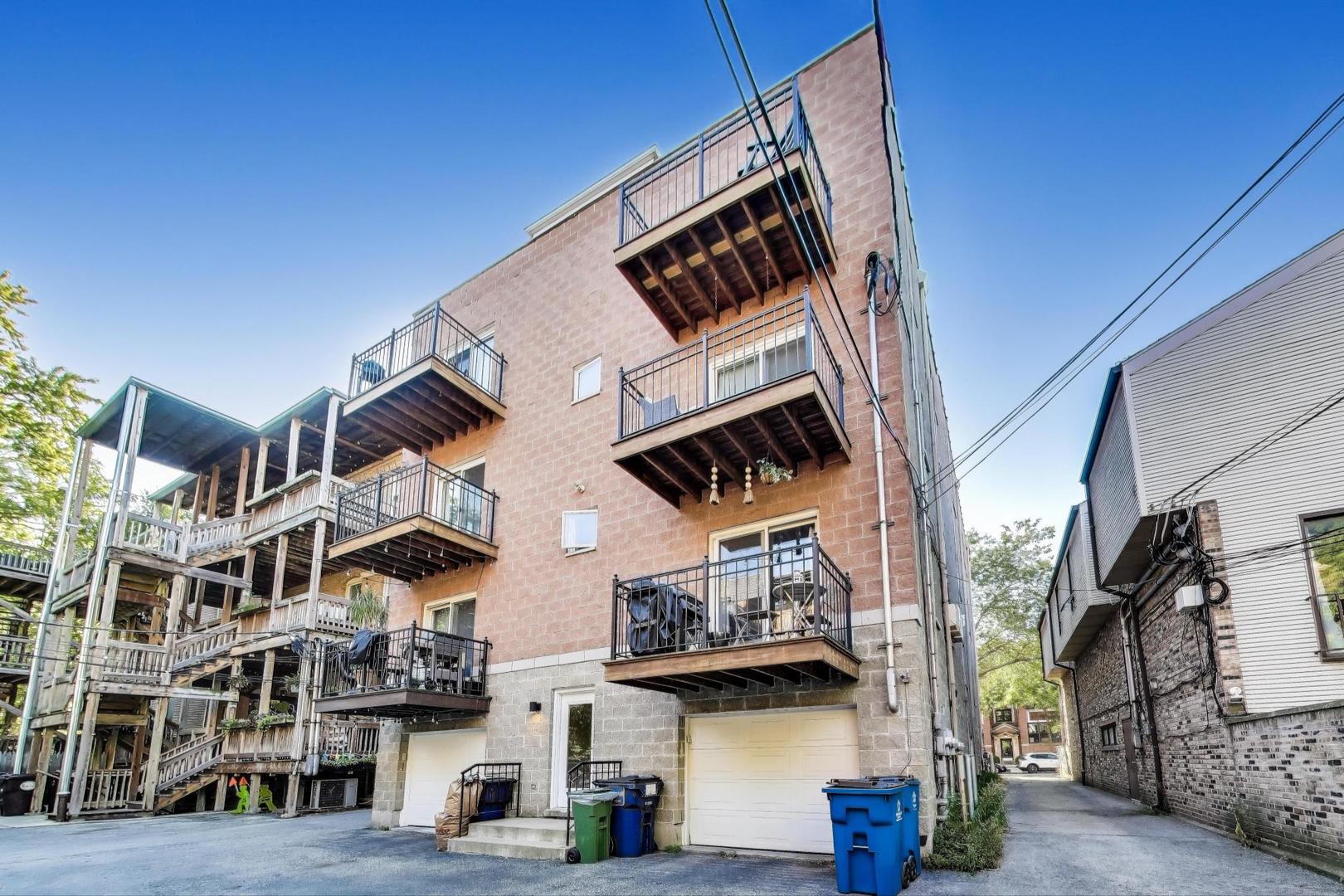 632 W Buckingham Place Unit: 2E