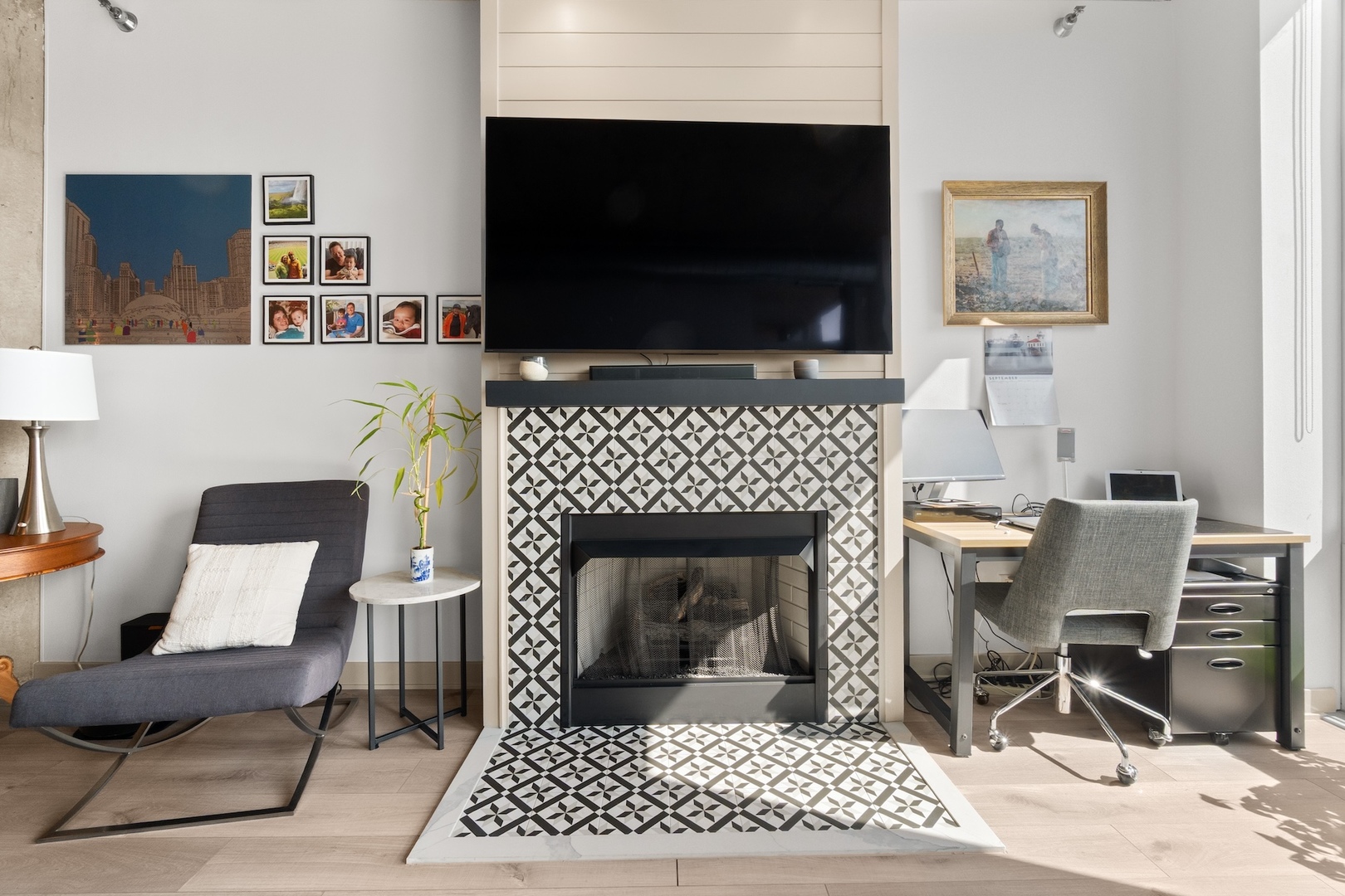 700 N Larrabee Street Unit: 1510