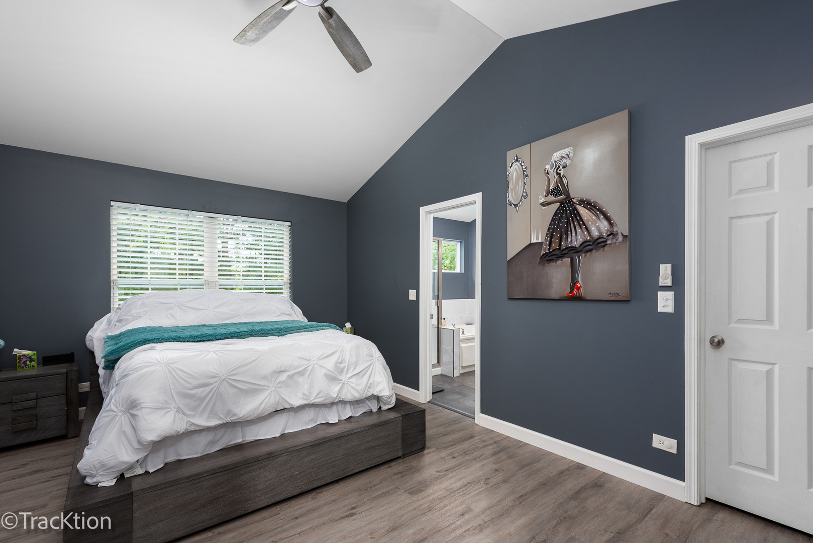 2585 Autumn Grove Court