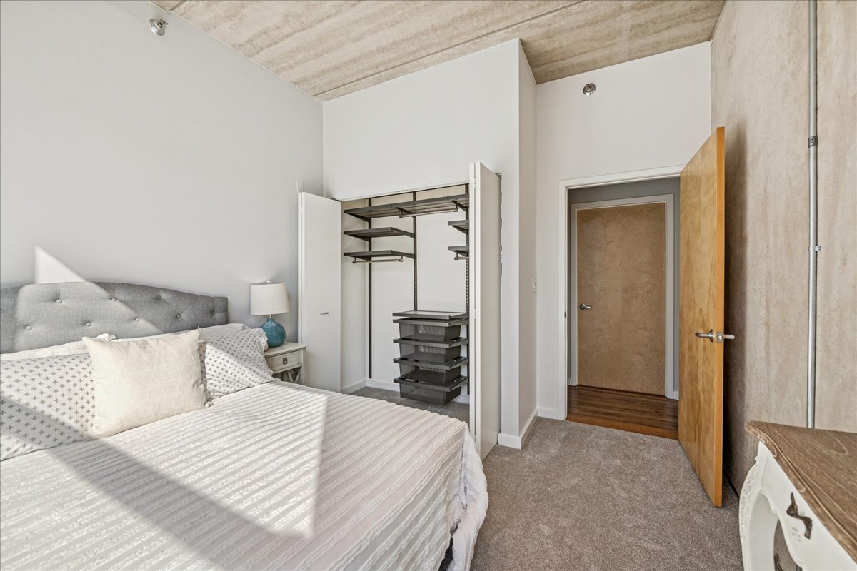 630 N FRANKLIN Street Unit: 408