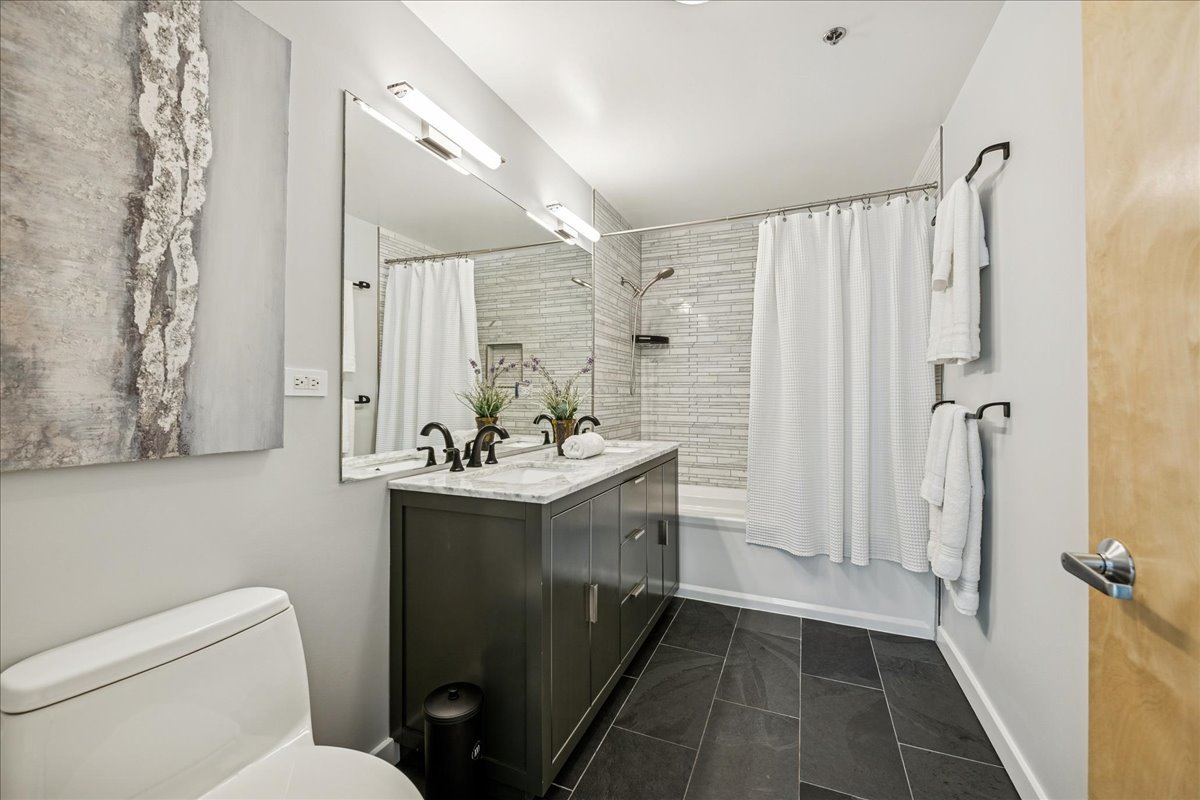 630 N FRANKLIN Street Unit: 408