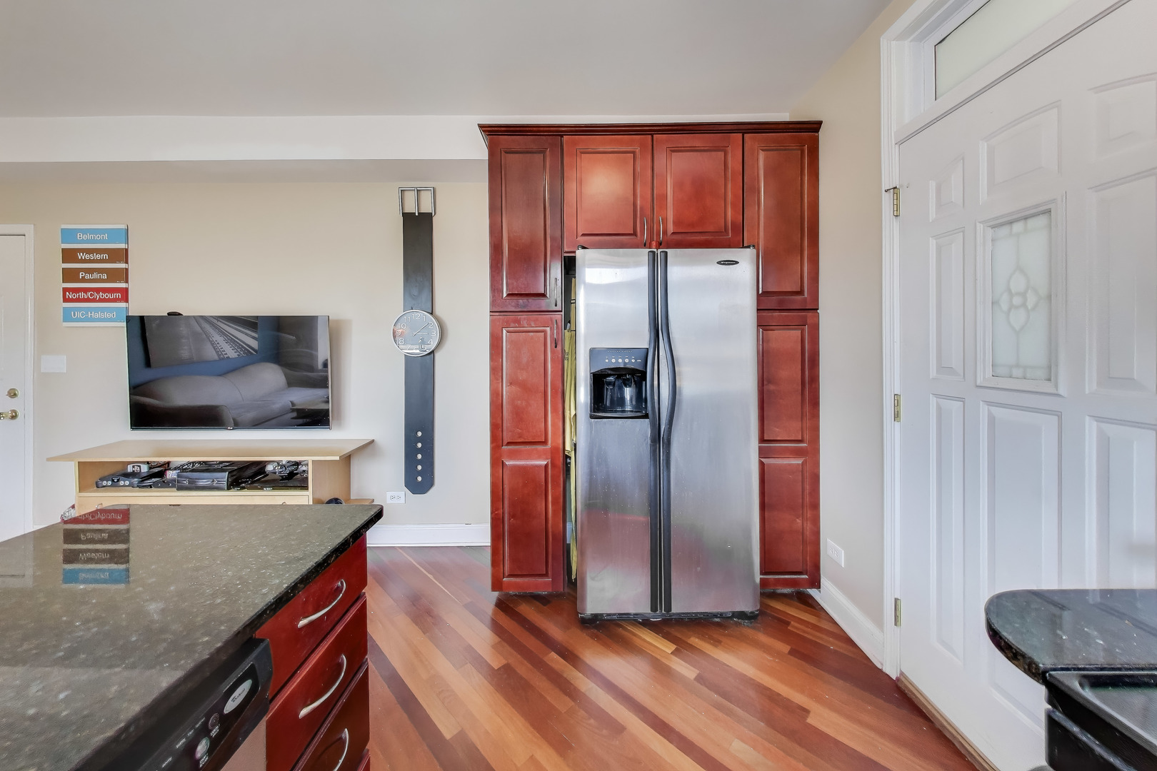3215 N Francisco Avenue Unit: 3S