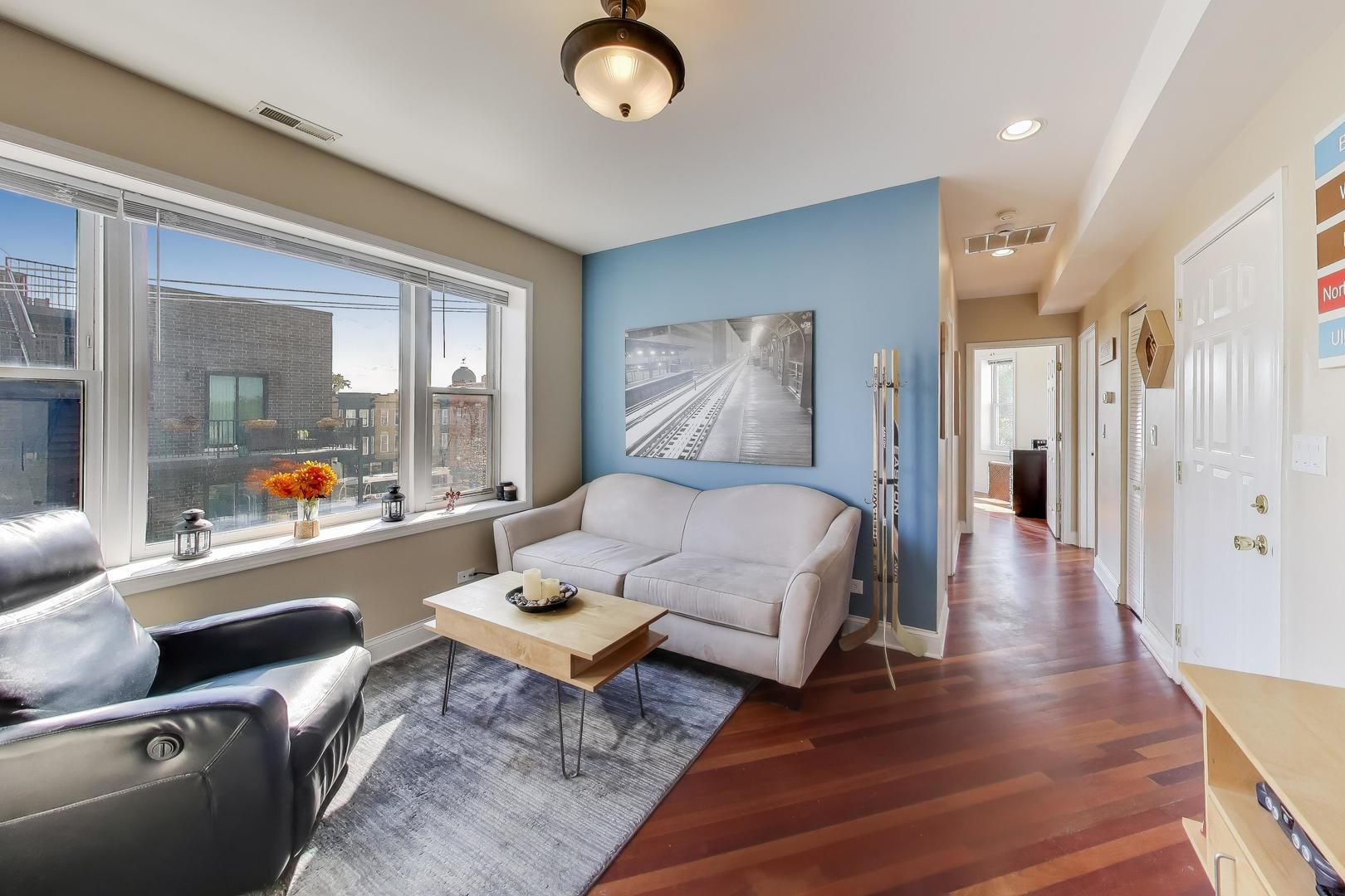 3215 N Francisco Avenue Unit: 3S