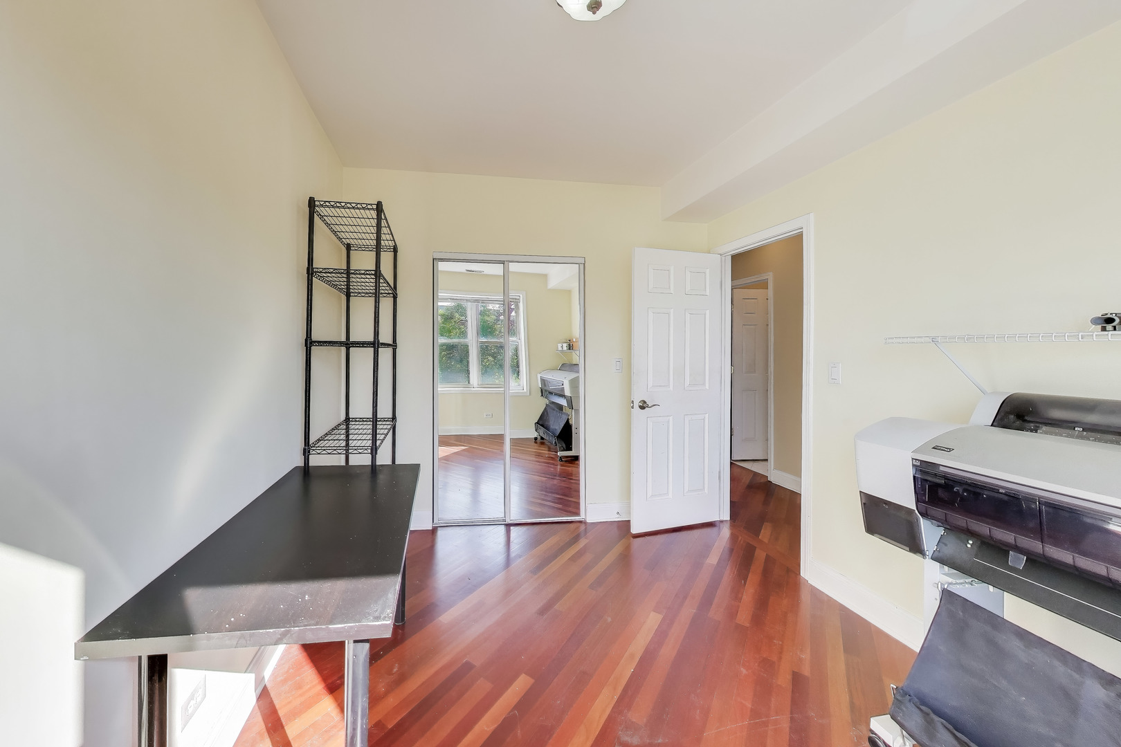 3215 N Francisco Avenue Unit: 3S