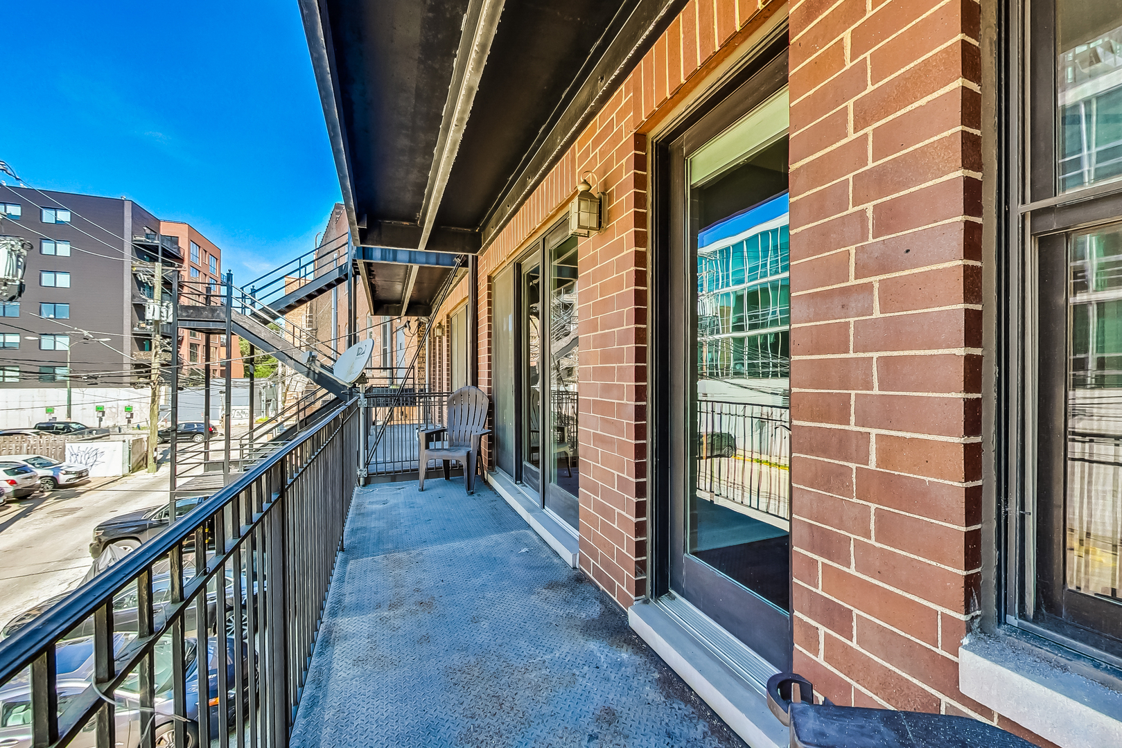 1238 N Milwaukee Avenue Unit: 2