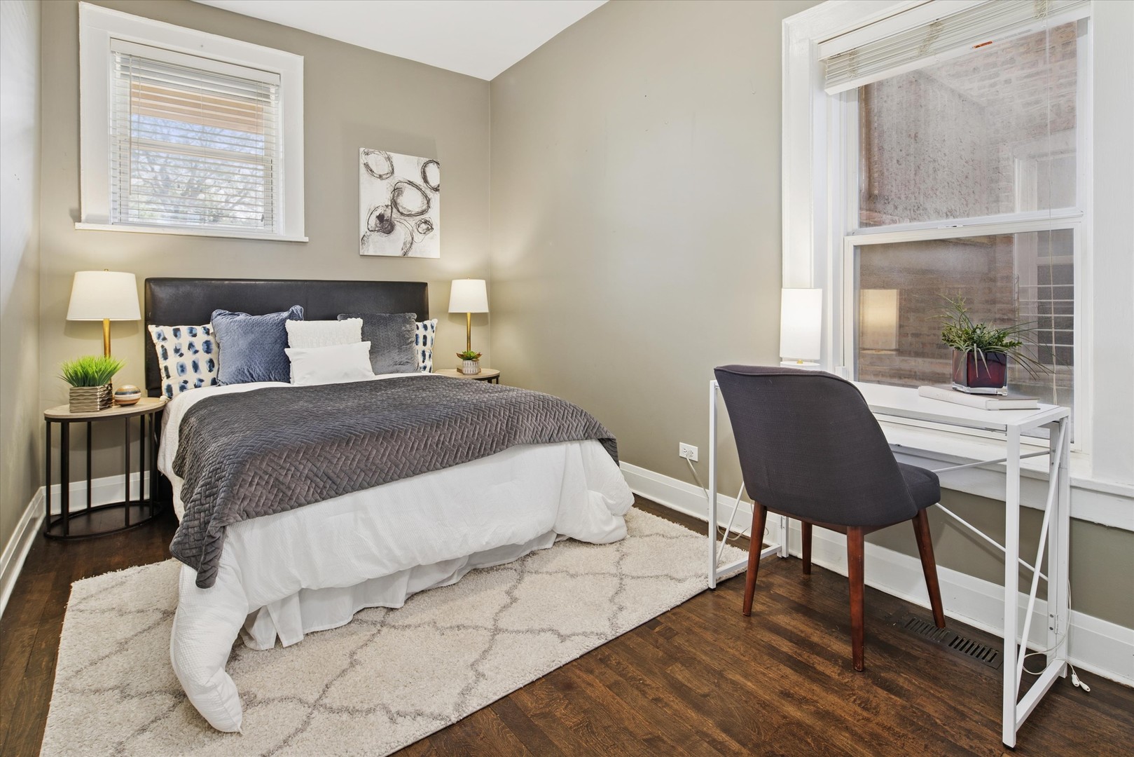 2617 W Leland Avenue Unit: 1