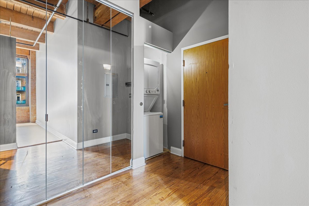 625 W Jackson Boulevard Unit: 404