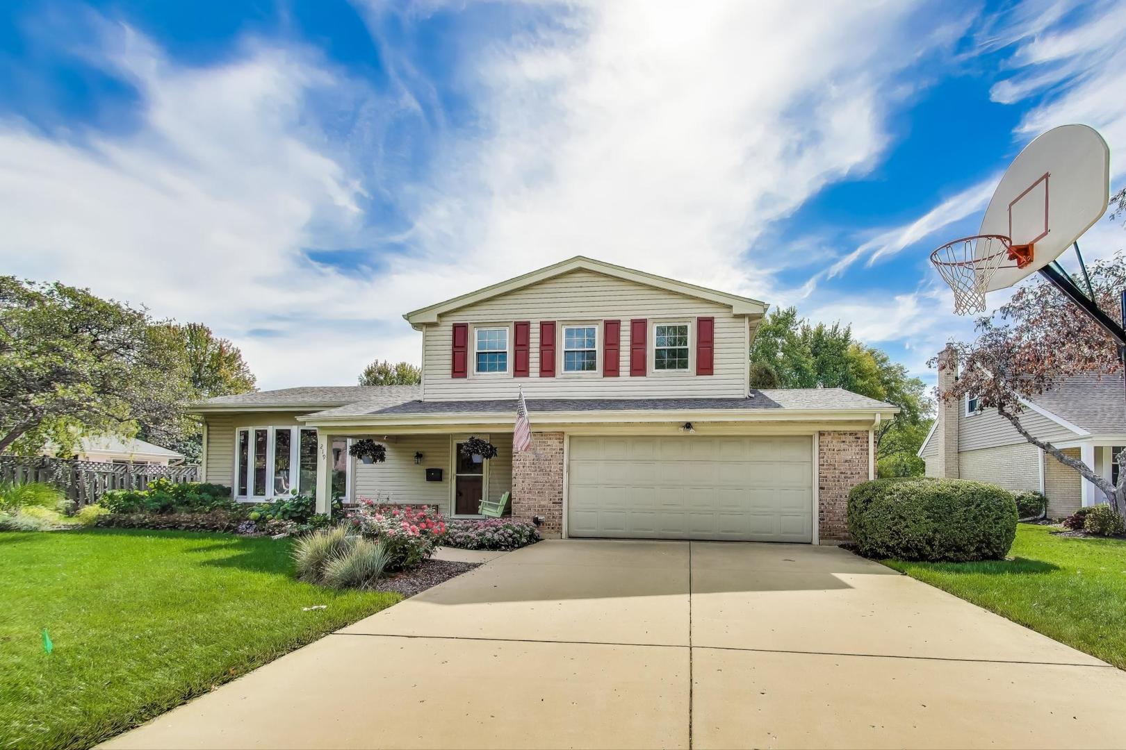 219 E Reseda Parkway