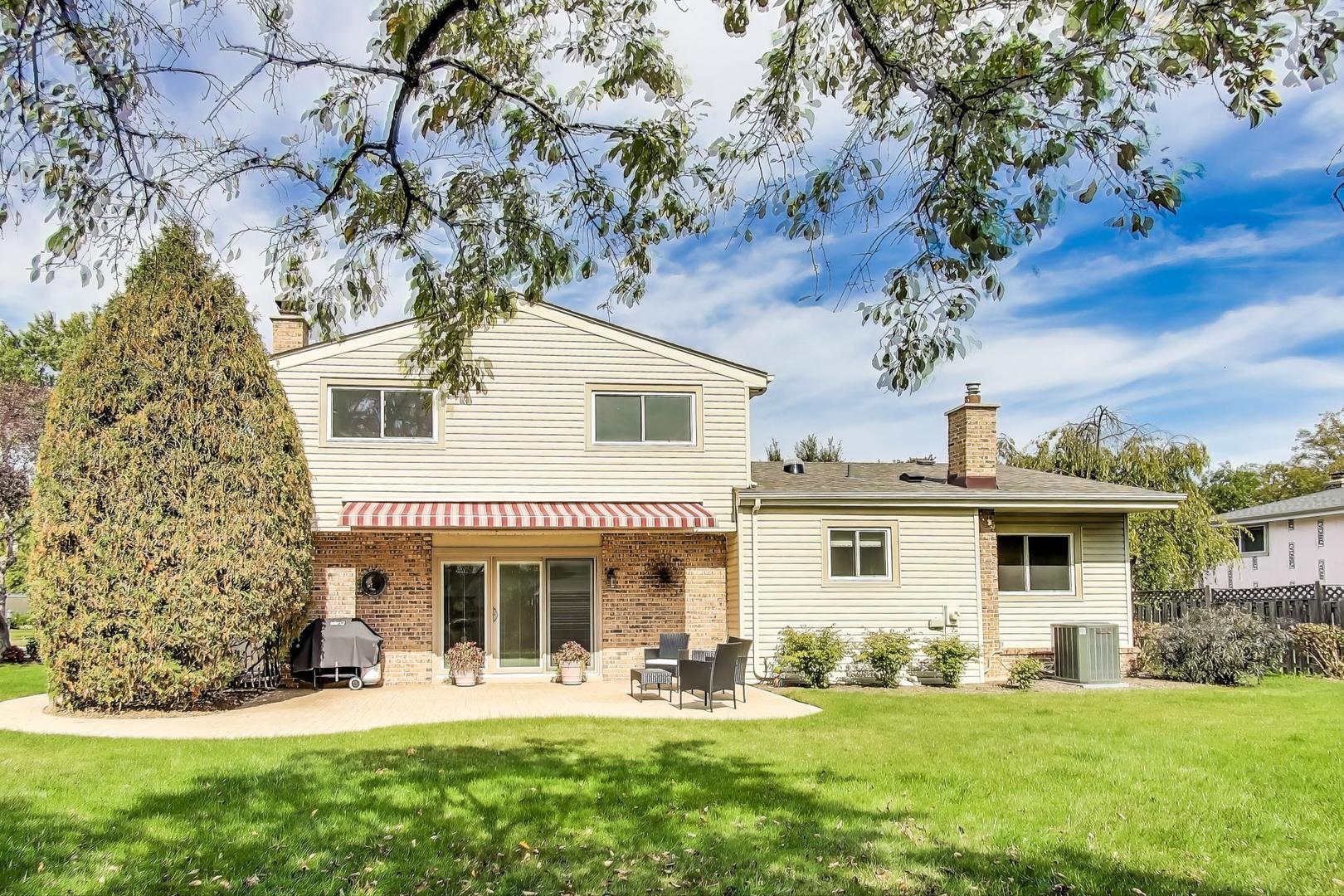 219 E Reseda Parkway