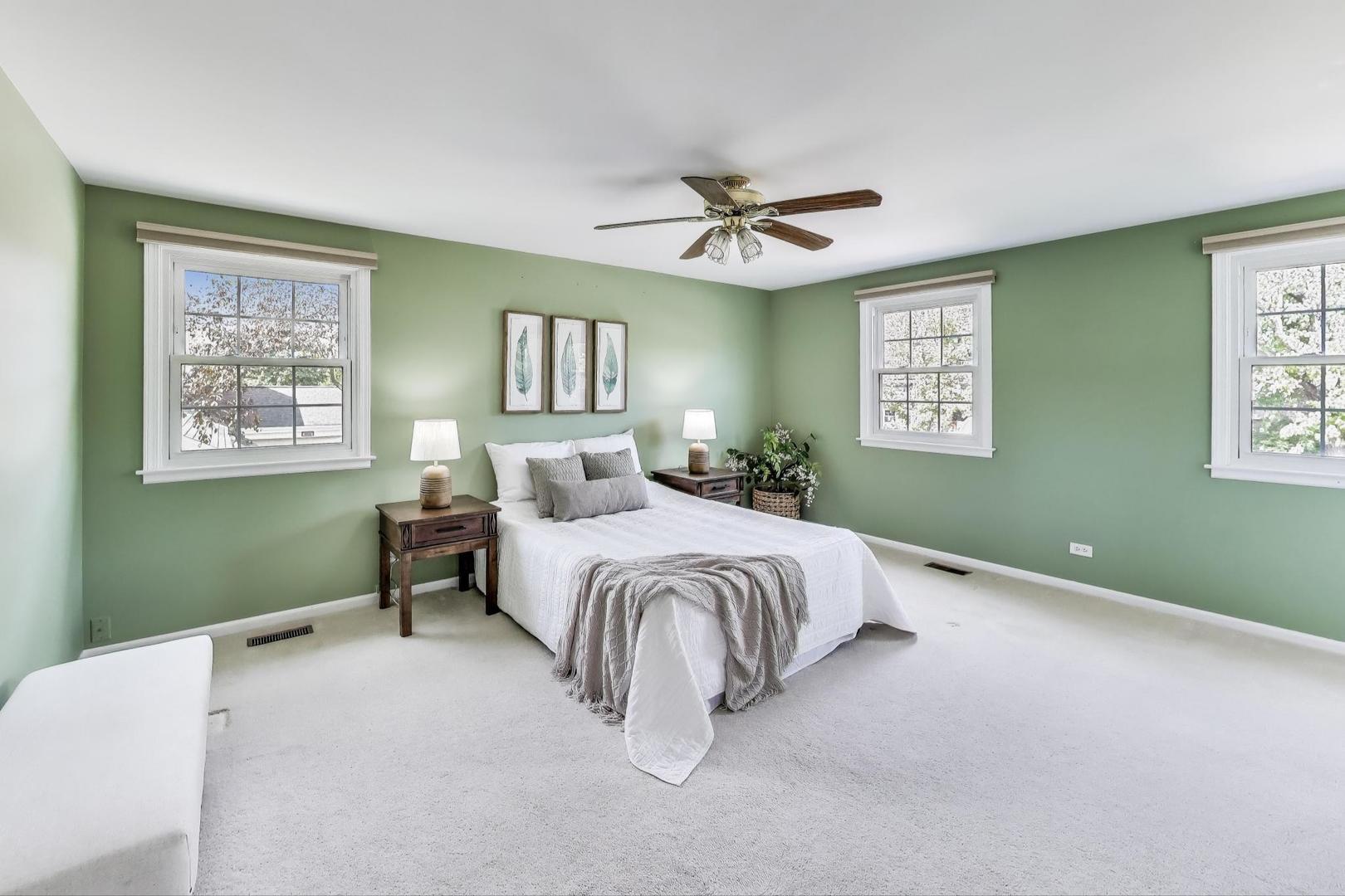 219 E Reseda Parkway