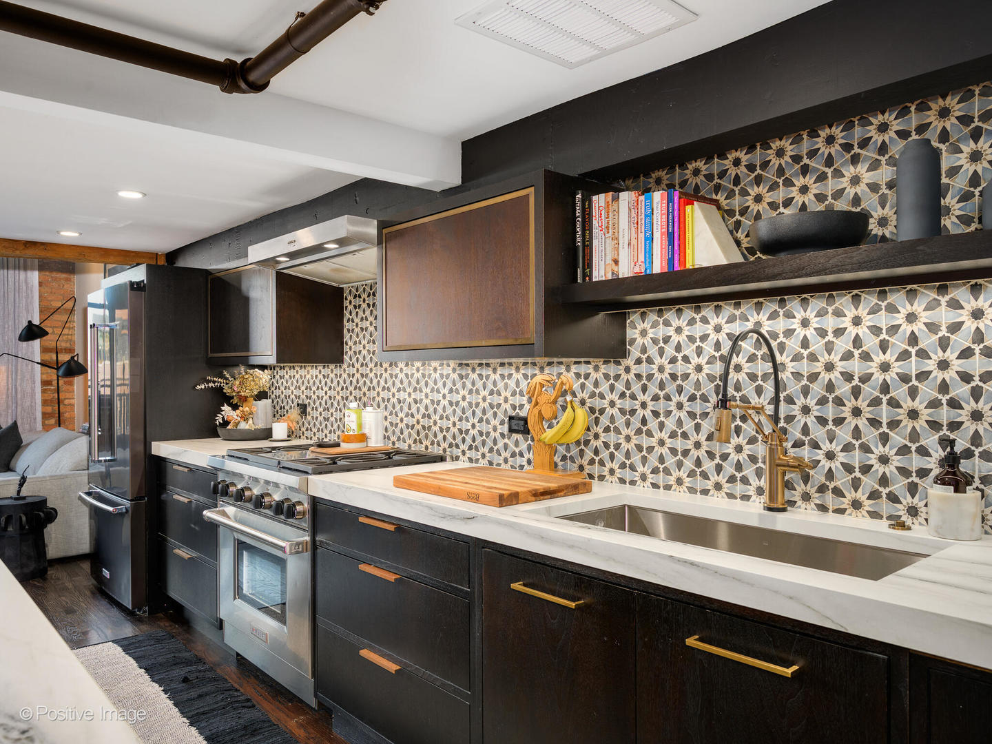 1000 W WASHINGTON Boulevard Unit: 542