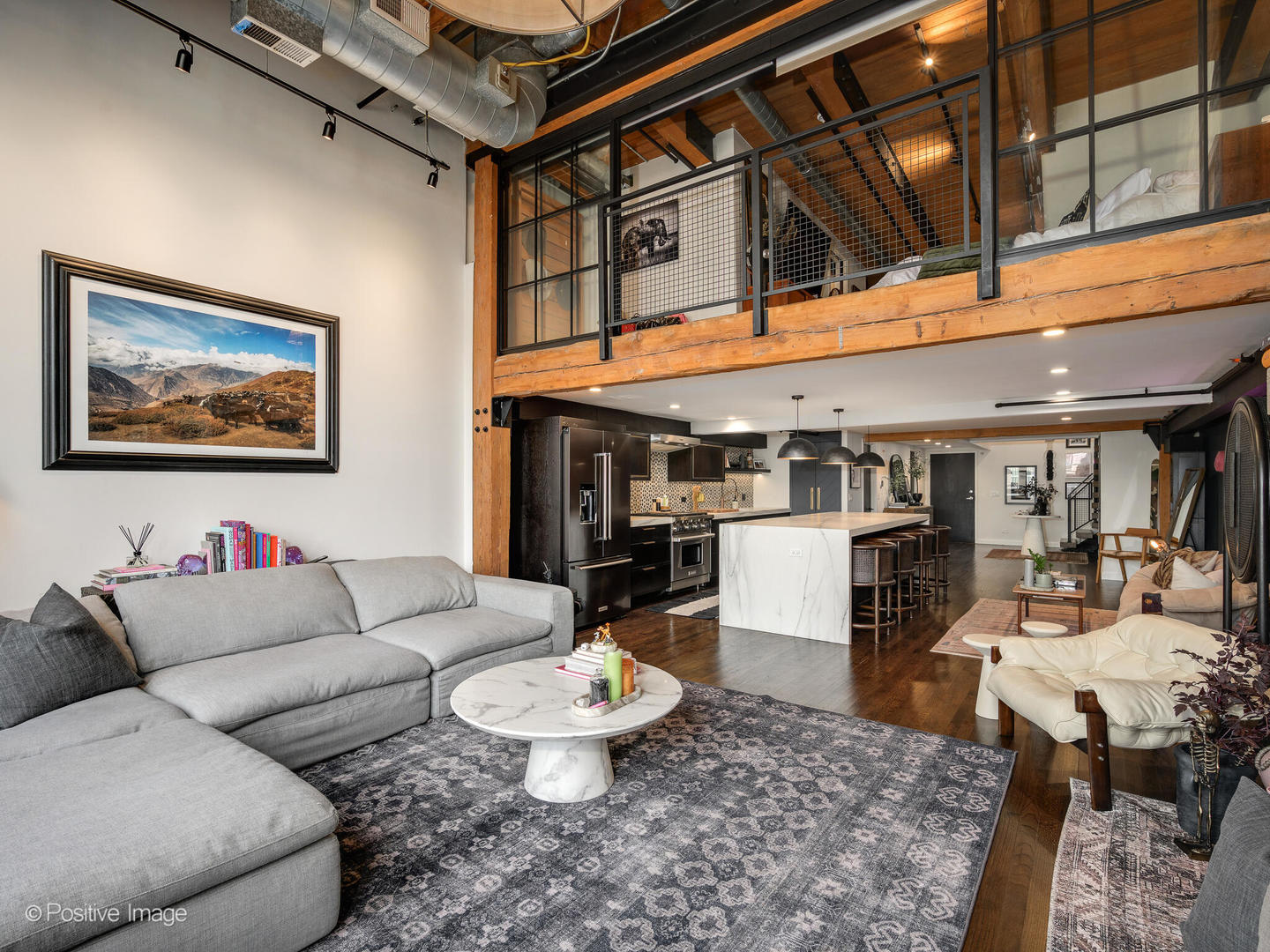 1000 W WASHINGTON Boulevard Unit: 542