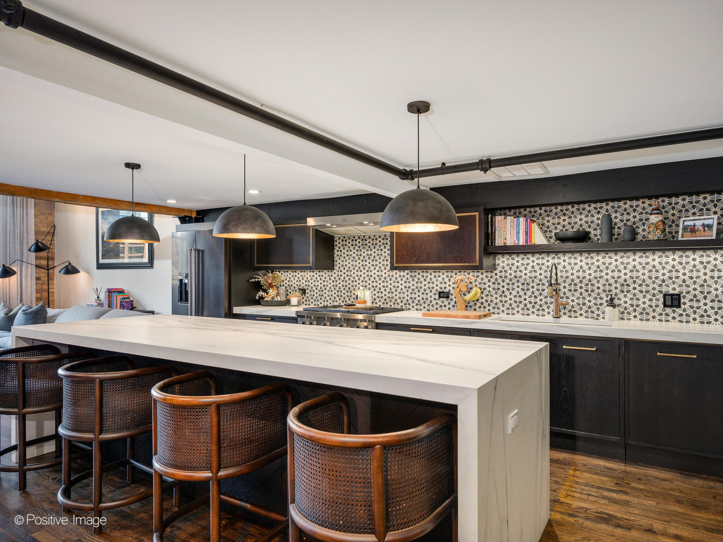 1000 W WASHINGTON Boulevard Unit: 542