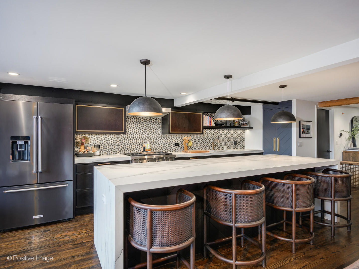 1000 W WASHINGTON Boulevard Unit: 542