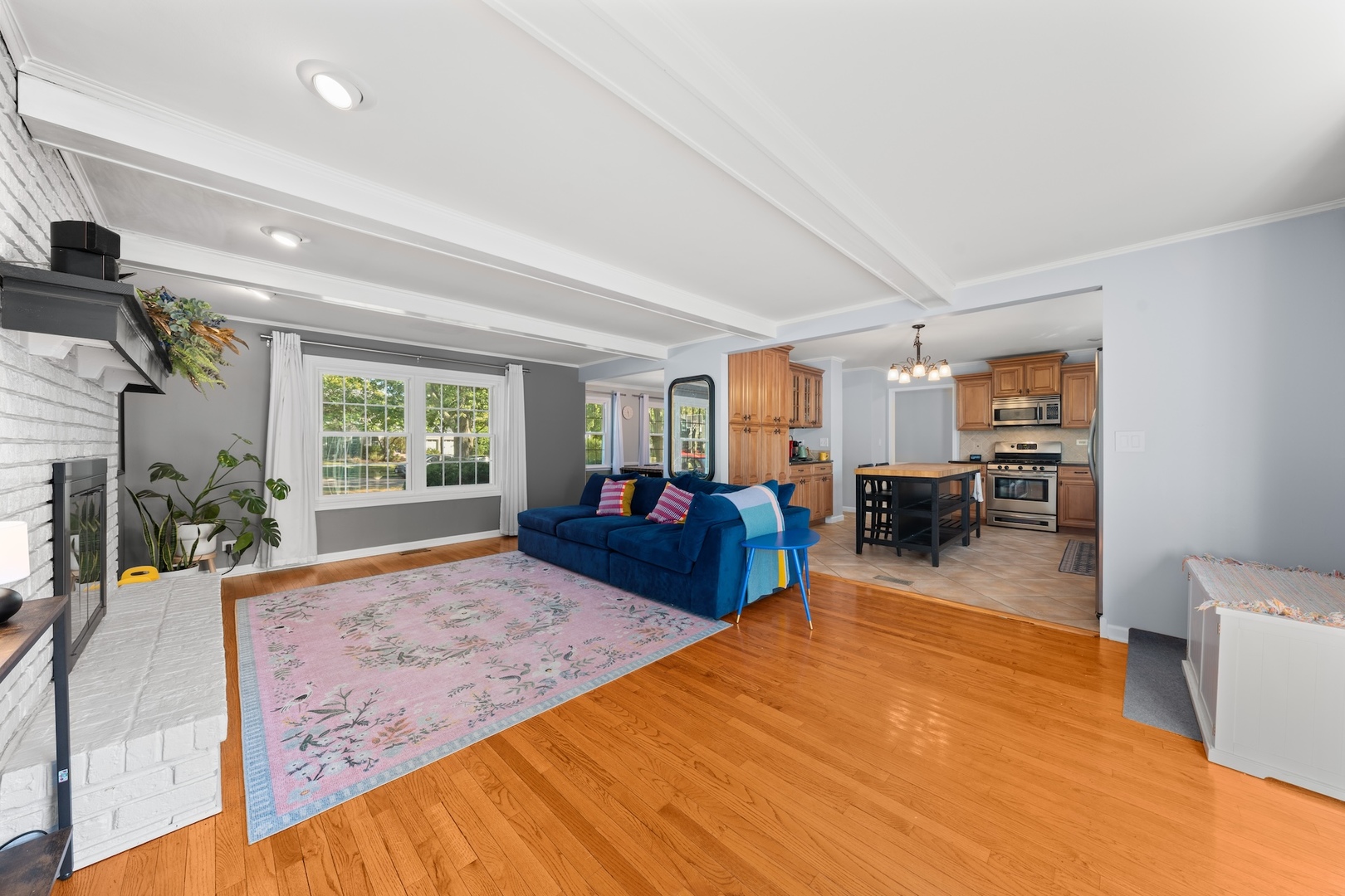 25W257 Gunston Avenue