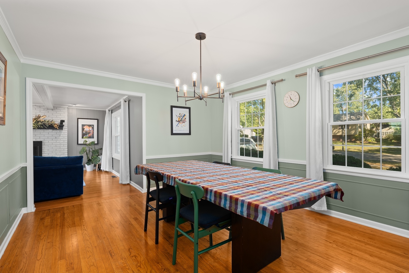 25W257 Gunston Avenue