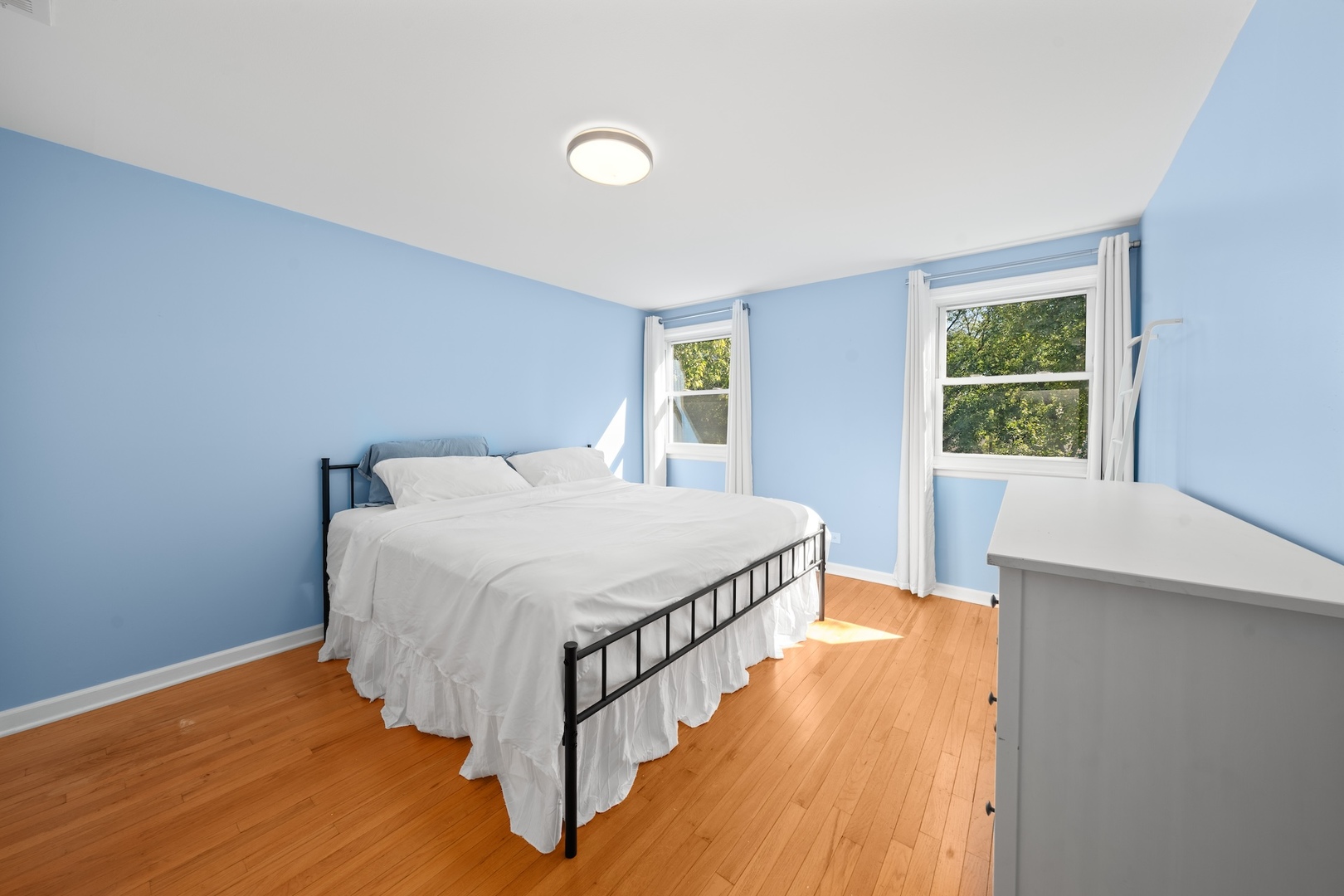 25W257 Gunston Avenue