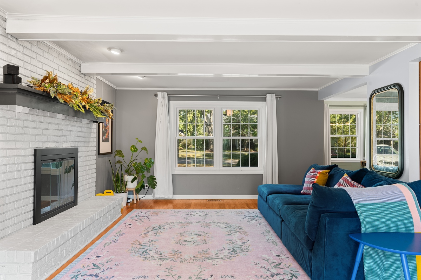 25W257 Gunston Avenue