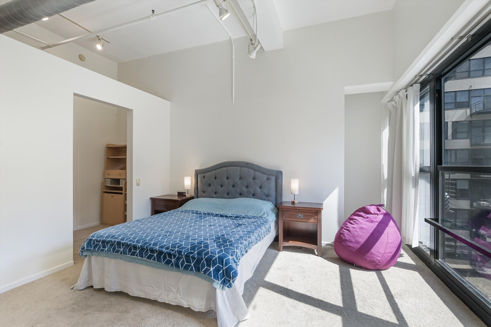 130 S CANAL Street Unit: 624